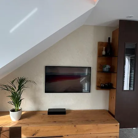 Meier Design - Exklusive In Friedrichsruhe 아파트 Zweiflingen
